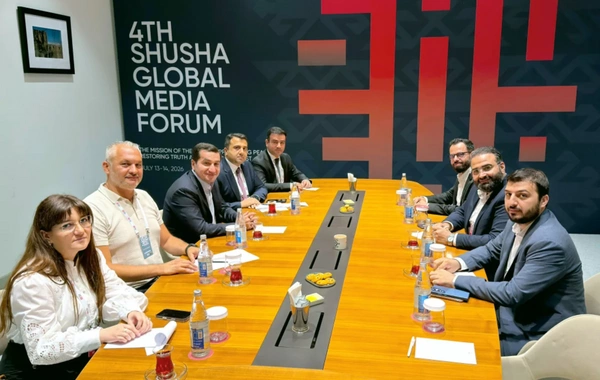 Hikmət Hacıyev Şuşada Suriyanın informasiya naziri ilə görüşüb
