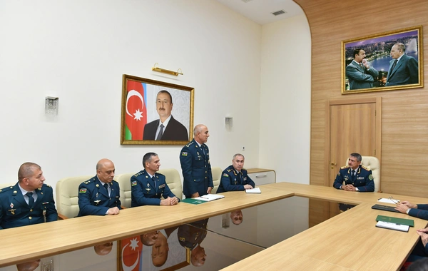 Hərbi əməliyyatlarda fədakarlıq göstərmiş tibb heyəti təltif edilib