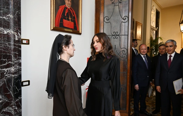 First Vice-President Mehriban Aliyeva met with the President of the Governorate of the Vatican City State