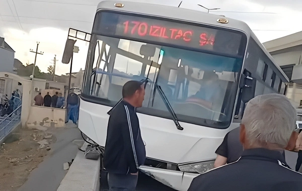 Xocəsəndə sərnişin avtobusu qəzaya düşdü: Yaralıların vəziyyəti açıqlandı