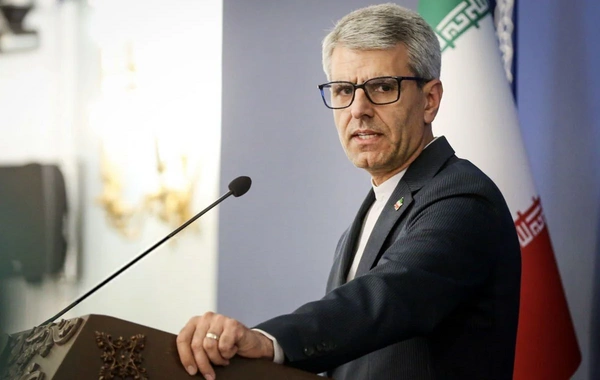 İsmayıl Bəqai: Minabdakı qızlar məktəbinə Amerikanın iki Tomahawk raketi atılıb