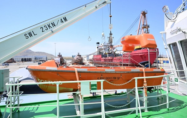 Azərbaycandan Türkmənistana hədiyyə olunan tankerin GÖRÜNTÜLƏRİ
