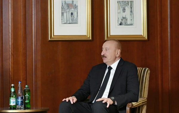 İlham Əliyev Almaniya İqtisadiyyatının Şərq Komitəsinin sədri Mixael Harms ilə görüşüb