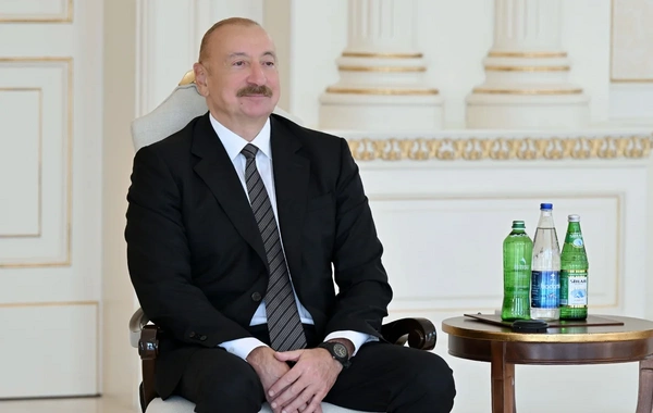 İlham Əliyev Estoniyanın Azərbaycanda yeni təyin olunmuş səfirini qəbul edib
