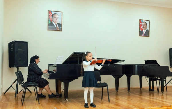 Leyla Əliyeva Mingəçevirdə şəhid ailəsini ziyarət edib, bir sıra sosial müəssisələrlə tanış olub