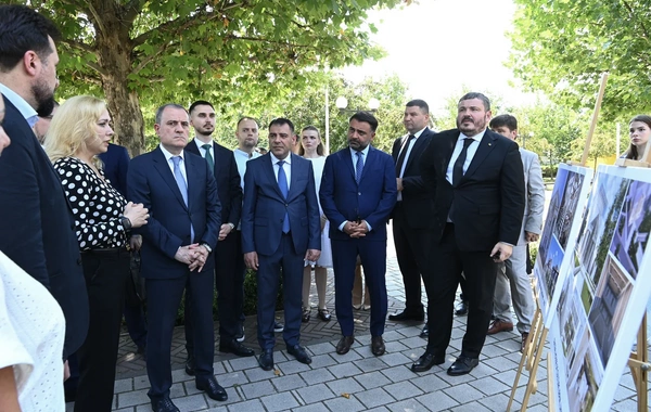 Ceyhun Bayramov İrpendə Azərbaycanın dəstəyi ilə bərpa olunan obyektlərdə olub