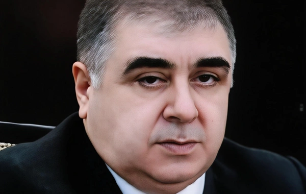 Qalib Salahzadənin dəniz kənarındakı obyektlərinin söküntüsünə başlanıldı