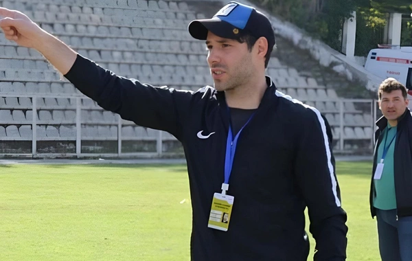 AFFA hakimləri söyən baş məşqçini cəzalandırdı