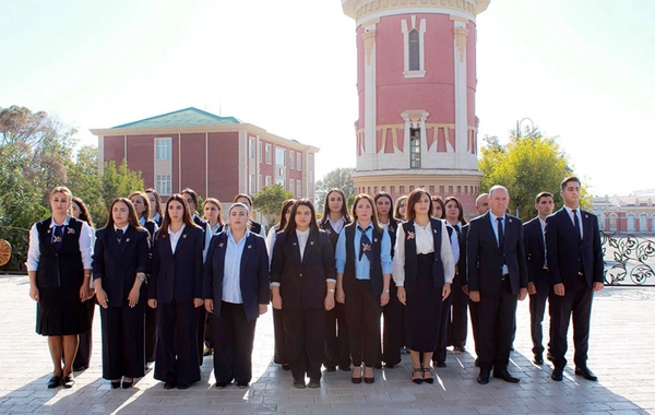 Azərbaycan Ordusunda Müstəqilliyin Bərpası Günü qeyd olunub