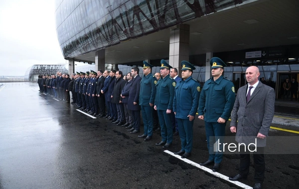 Bakı aeroportunda təyyarə qəzasında həlak olmuş şəxslərin xatirəsi yad edilib