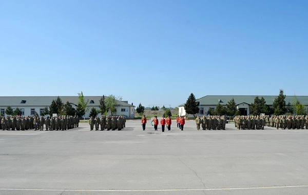 Hərbi vəzifəlilərlə təlim toplanışı başlayıb