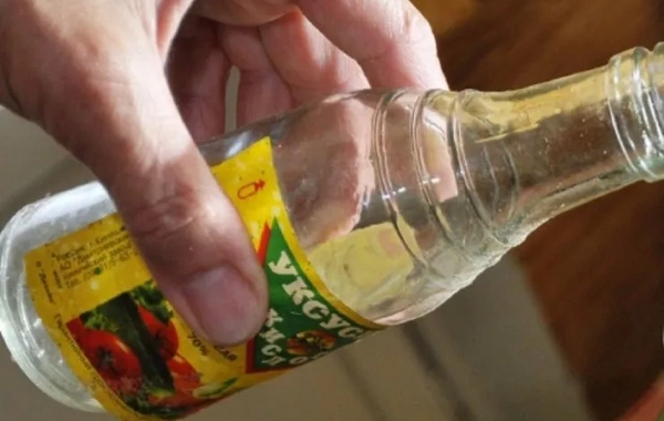 Bakıda kişi sirkə turşusundan zəhərlənib öldü