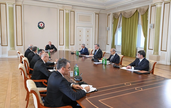 İlham Əliyevin sədrliyi ilə dağ-mədən və metallurgiya sənayesinin inkişafına dair Dövlət Proqramına dair müşavirə keçirilib