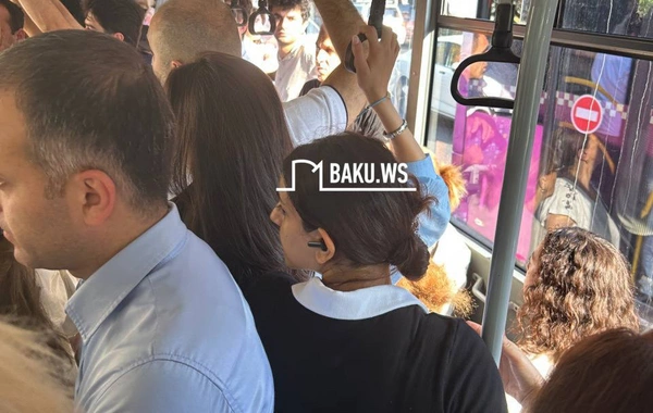Bakıda avtobusda kondisioner işləmədiyi üçün sərnişinin ürəyi getdi - AÇIQLAMA