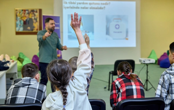 Azercell xüsusi qayğıya ehtiyacı olan uşaqlar üçün maarifləndirici təşəbbüs həyata keçirdi