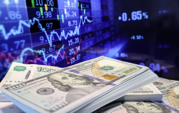 Dollar indeksi 3 illik minimuma düşüb