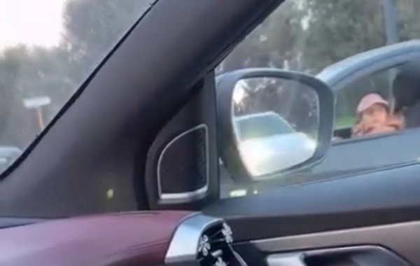 Heydər məscidinin qarşısında nə baş verir?