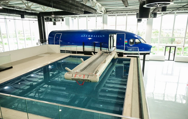 Prezident İlham Əliyev Milli Aviasiya Akademiyasında Beynəlxalq Təlim Mərkəzinin açılışında iştirak edib