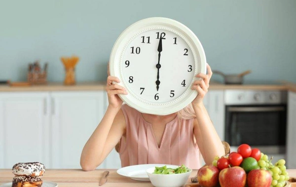 What are the risks of not eating after 6 PM?