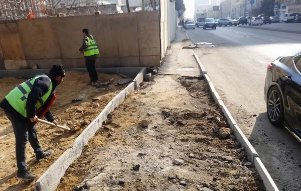 Paytaxtda bir neçə ərazidə piyada səkilərinə qanunsuz müdaxilələrin qarşısı alınıb