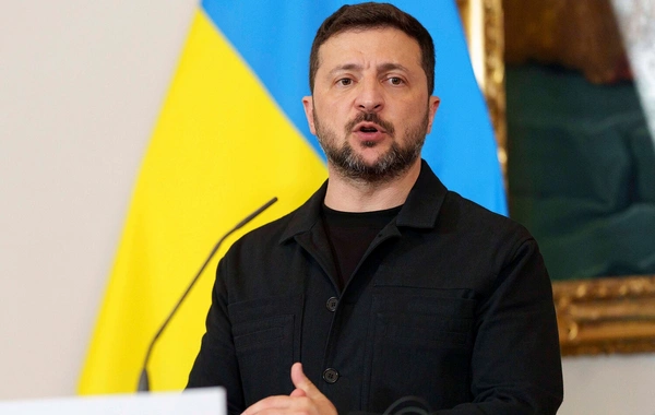 Kreml Zelenskini Putinlə danışıqlar üçün Moskvaya dəvət edib