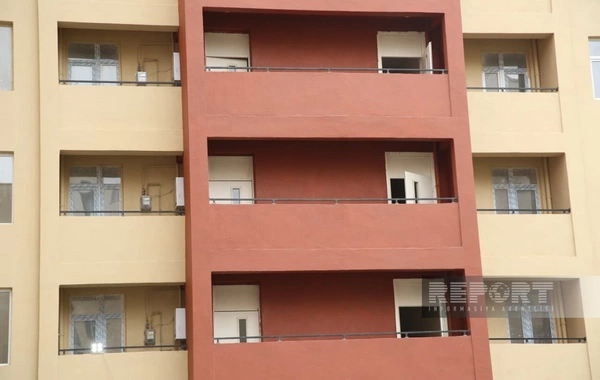 Bakıda 4 otaqlı ev 118 800 manatdan - Ucuz mənzillərin satışı başladı