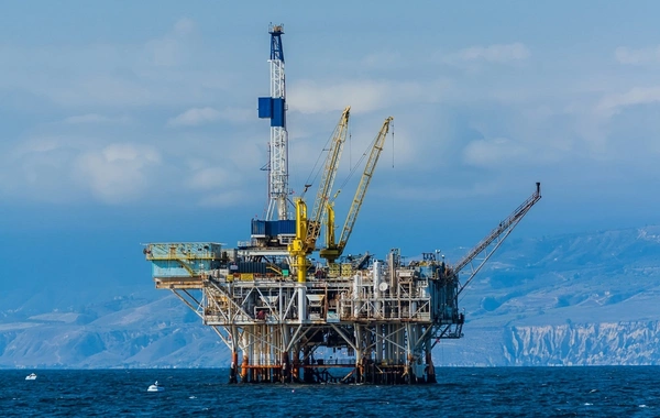 Азербайджанская нефть продолжает дорожать