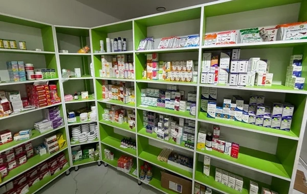 Baytarlıq aptekində istifadə müddəti bitmiş preparatlar aşkarlandı, sahibkar cəzalandırıldı