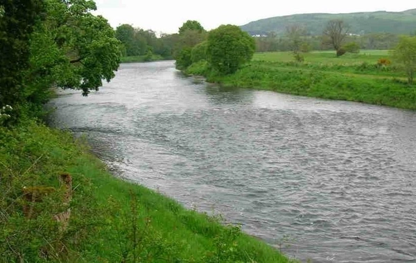 Kürün Salyandan keçən hissəsində bir nəfər batıb