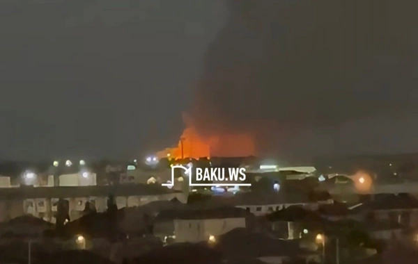 Bakıda güclü yanğın - Sakinlər qatı dumandan narahatdır