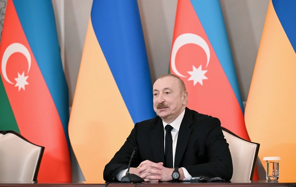 Azərbaycan və Ukrayna prezidentləri mətbuata bəyanatlarla çıxış ediblər