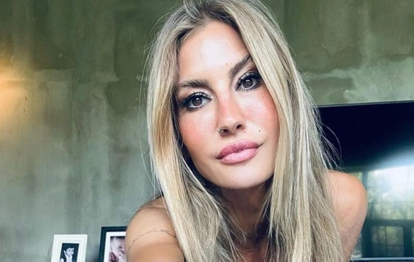 Çağla Şıkel: "Ac olanda daha xoşbəxt oluram"