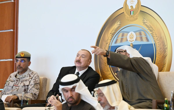 Azərbaycanın və BƏƏ prezidentləri Əbu-Dabidə "Sülh Qalxanı – 2026" birgə əməliyyat-taktiki təlimini izləyiblər