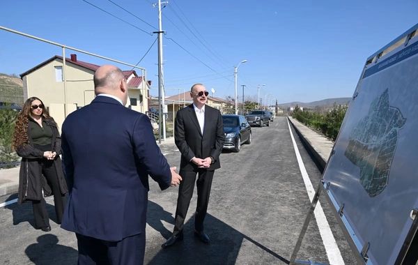 Президент Ильхам Алиев ознакомился с работами, проделанными в селе Ходжавенд