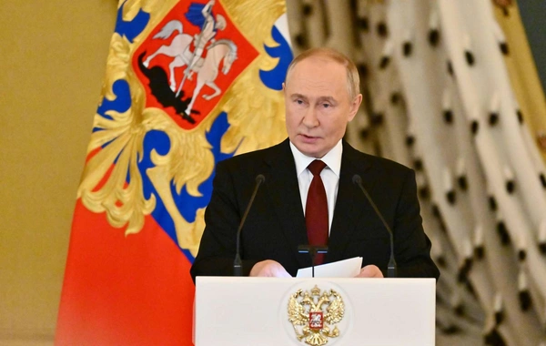 Vladimir Putin announced an Easter ceasefire