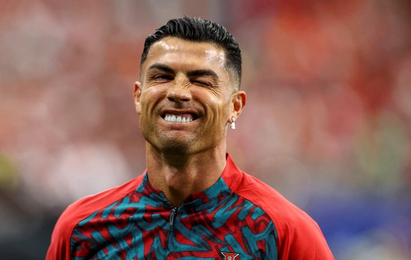 Ronaldo toy sonrası imicini DƏYİŞDİ