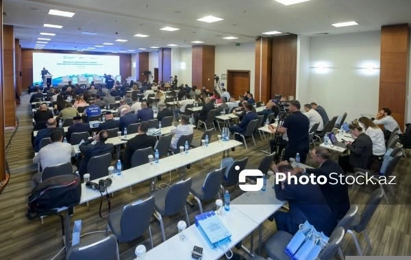 В Гусаре проходит конференция по освещению религиозных тем в медиа