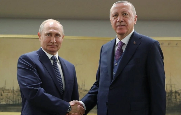 Ərdoğanla Putin Alyaska danışıqlarını müzakirə ediblər