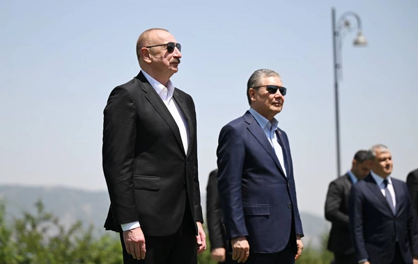 Qurbanqulu Berdiməhəmmədova Dostluq adlı Qarabağ atı hədiyyə edilib