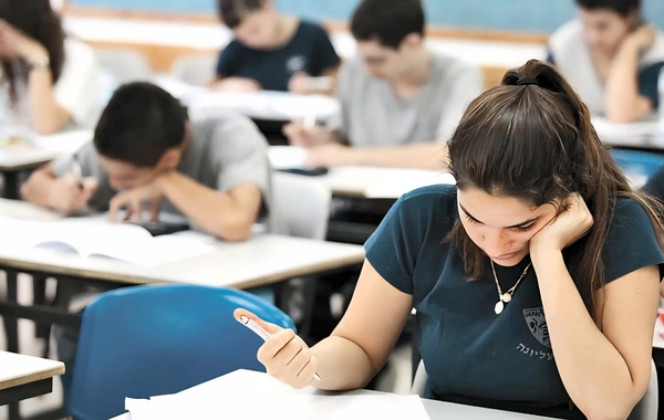 Ali məktəblərə qəbulda keçid balları açıqlanıb