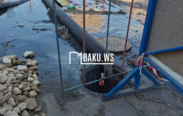 Mərdəkan qəsəbəsində kanalizasiya xəttində qəza baş verib
