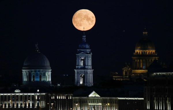 Сегодня ночью можно будет наблюдать редкое Суперлуние