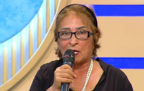 Fatma Mahmudova qızının nişanını qaytardığını açıqladı