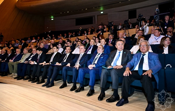 Bakıda Birinci Türkoloji Qurultayın 100 illiyinə həsr olunmuş "Türk Dünyası Həftəsi"nin açılış mərasimi olub