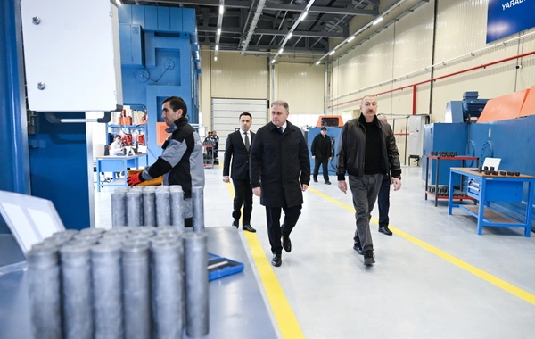 İlham Əliyev Tərtər elektromexanika zavodunun yenidənqurmadan sonra açılışında iştirak edib