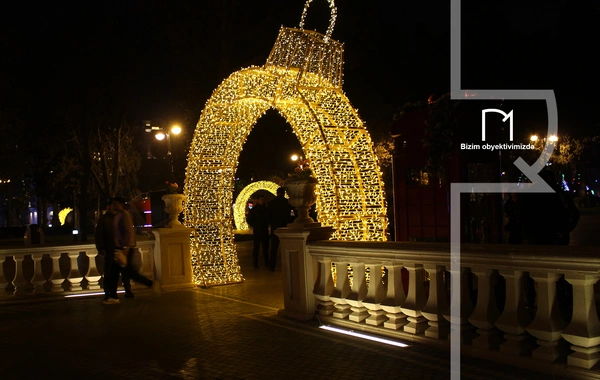 Dənizkənarı Bulvar Yeni İlə xüsusi hazırlaşıb - Bu dəfə Buz Meydançası da olacaq