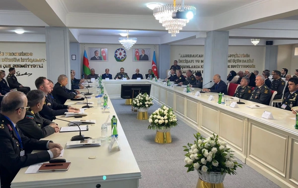 Daxili Qoşunların Hərbi İnstitutunda Zəfər tarixi elmi-nəzəri konfransı keçirildi