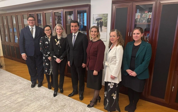 Hikmət Hacıyev ABŞ Dövlət katibinin müavini ilə görüşüb