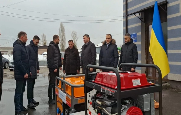 Azərbaycandan Ukraynaya göndərilən generatorlar İrpen şəhərinə verilib