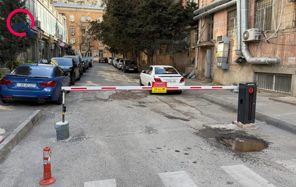 Nərimanovda həyətə quraşdırılan şlaqbaumlar narazılıq yaratdı